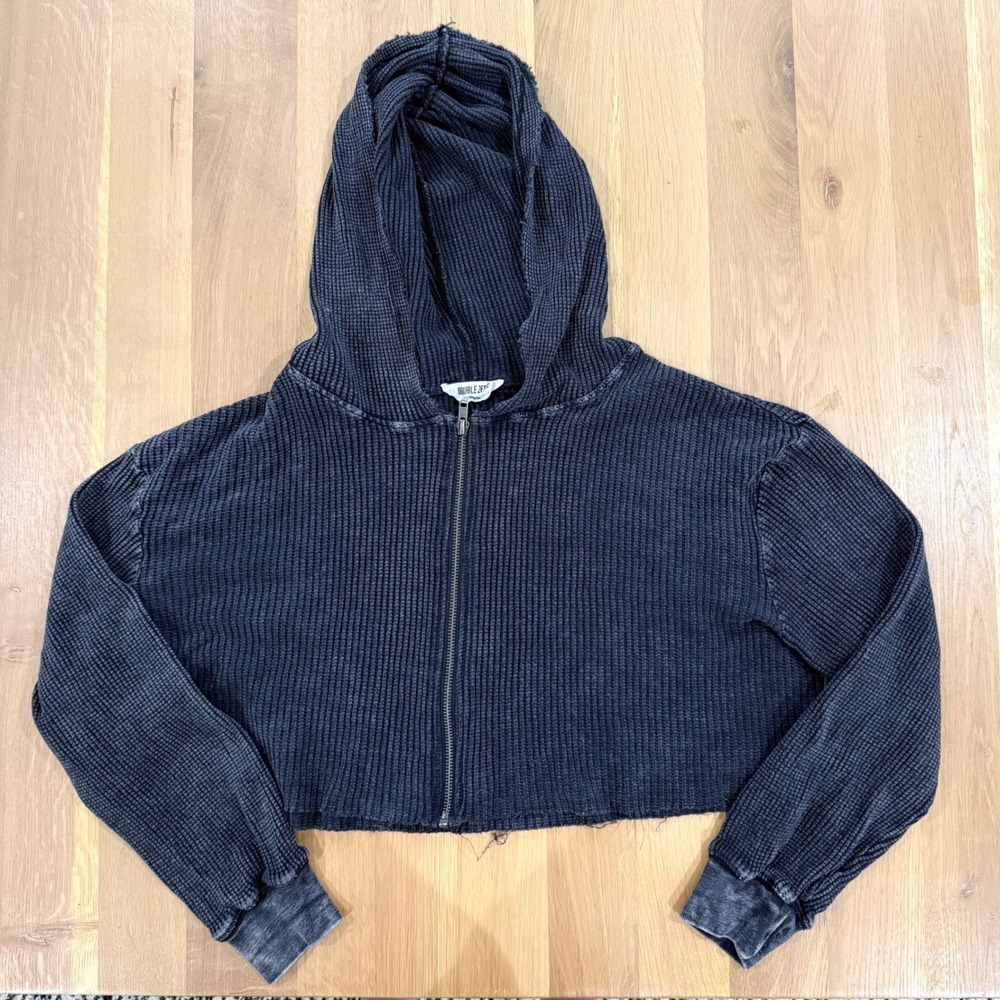 Double Zero Waffle Knit Cropped Hoodie Womens Medium Gray Mineral Wash Zip Up